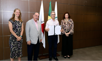 Governador sanciona Lei Izidora e encerra impasse histórico da ocupação na região Norte de Belo Horizonte