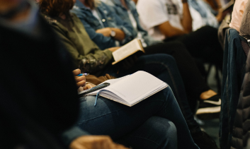 Sedese realiza evento sobre trabalho com famílias na Proteção Social Especial e sobre práticas no Serviço de Convivência e Fortalecimento de Vínculos